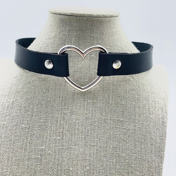 Faux Leather Collar Necklace Open Heart Charm Silver Tone Love Punk Rocker Goth - Picture 3 of 5